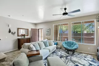 Photo #4: 6373110 Listing