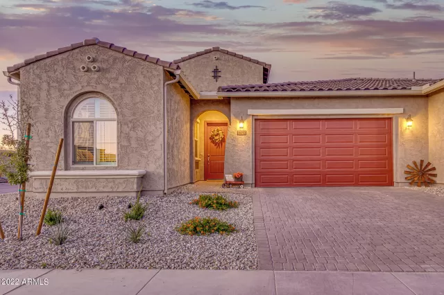 MLS: 6373159 Condo For Sale