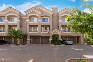 Photo #2: 6373187 Listing