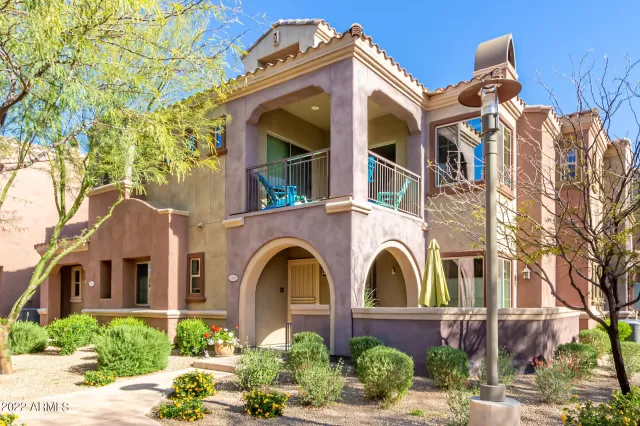 MLS: 6373363 Condo For Sale