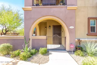 Photo #3: 6373363 Listing