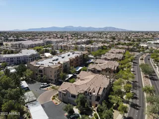 Photo #5: 6373370 Listing