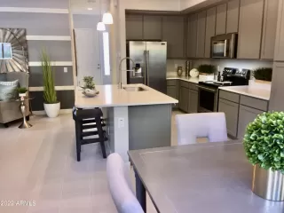 Photo #2: 6373485 Listing 