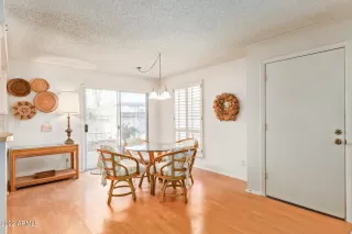 Photo #5: 6373495 Listing 