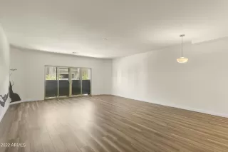 Photo #2: 6373498 Listing 