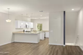 Photo #5: 6373498 Listing 