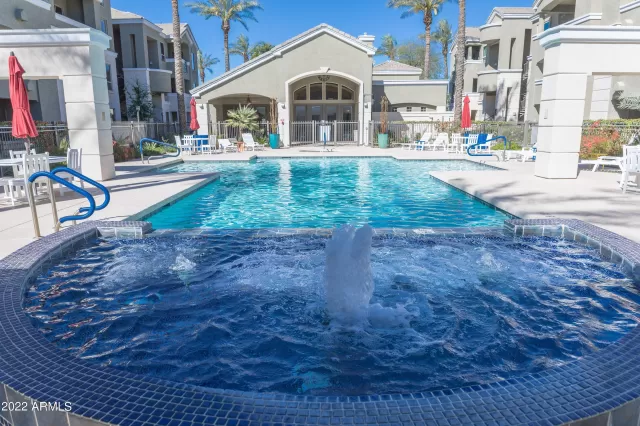 MLS: 6373593 Condo For Sale