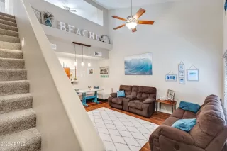 Photo #4: 6373596 Listing