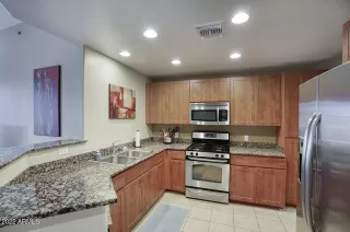 Photo #5: 6373623 Listing 