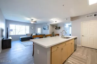 Photo #6: 6373631 Listing