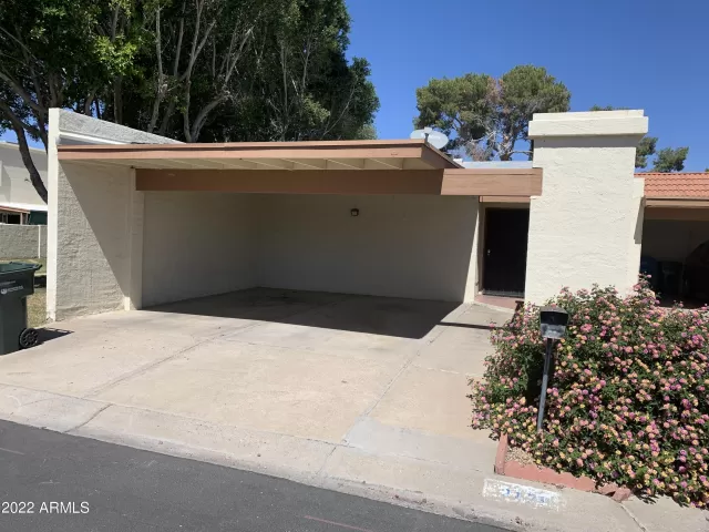 MLS: 6373693 Condo For Sale