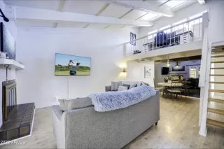 Photo #6: 6373803 Listing 