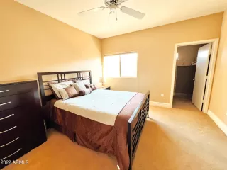 Photo #6: 6373972 Listing 