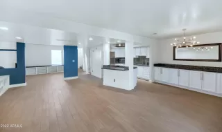 Photo #4: 6374100 Listing 