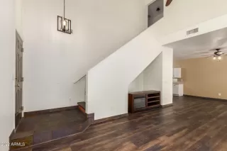 Photo #4: 6374377 Listing