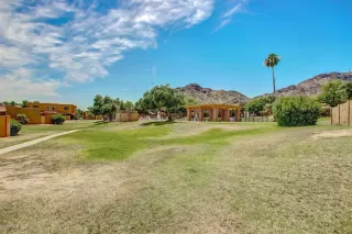 Photo #2: 6374448 Listing