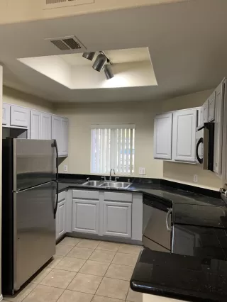 Photo #5: 6374620 Listing