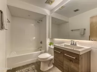 Photo #6: 6374623 Listing 