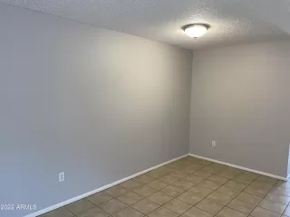 Photo #6: 6375057 Listing