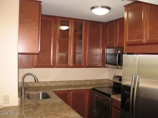 Photo #4: 6375207 Listing