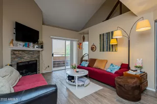 Photo #4: 6375308 Listing