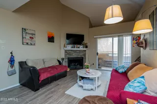 Photo #5: 6375308 Listing