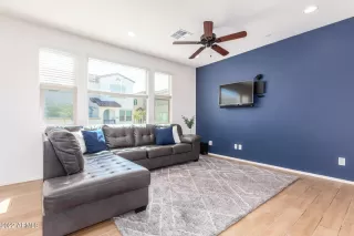 Photo #6: 6375435 Listing