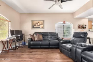 Photo #6: 6375501 Listing 