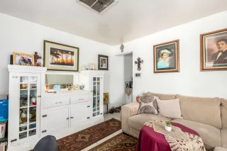 Photo #4: 6375533 Listing