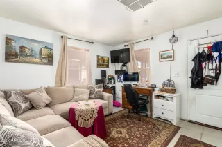 Photo #5: 6375533 Listing