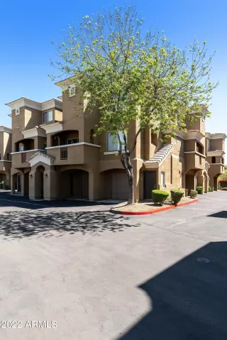 Photo #6: 6375577 Listing