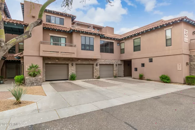 MLS: 6375651 Condo For Sale