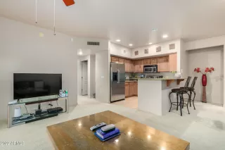 Photo #4: 6375651 Listing