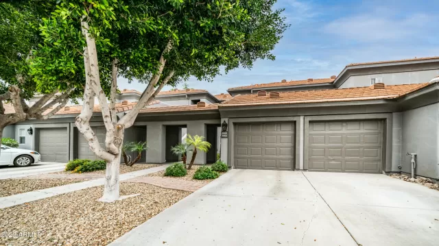 MLS: 6375715 Condo For Sale