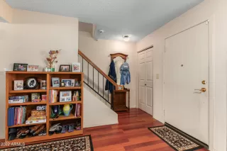 Photo #5: 6375876 Listing