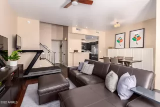 Photo #2: 6375905 Listing