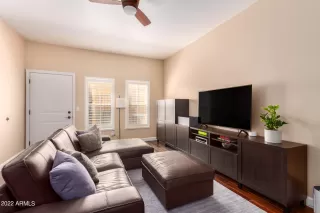 Photo #3: 6375905 Listing