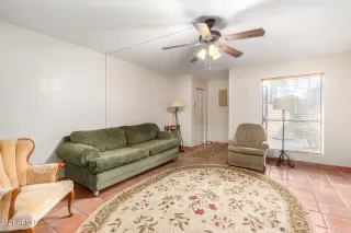 Photo #4: 6375927 Listing