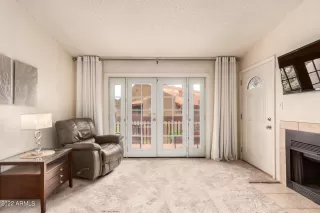 Photo #3: 6376025 Listing