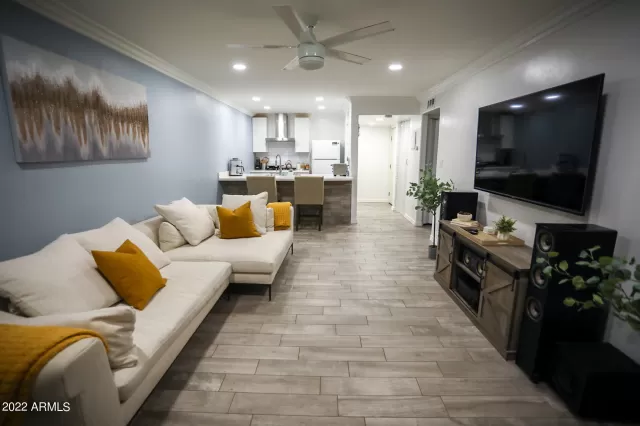 MLS: 6376053 Condo For Sale