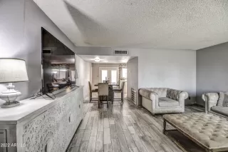 Photo #4: 6376255 Listing 