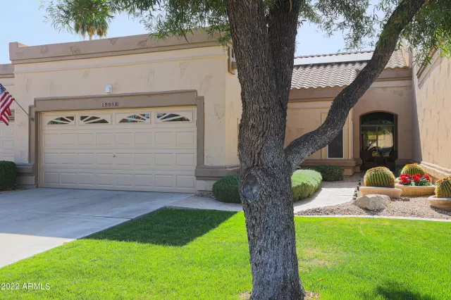 MLS: 6376314 Condo For Sale