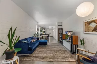 Photo #5: 6376430 Listing