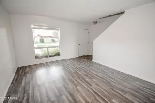 Photo #2: 6376574 Listing