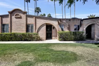 Photo #2: 6376842 Listing