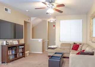 Photo #4: 6376865 Listing