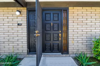 Photo #5: 6376914 Listing