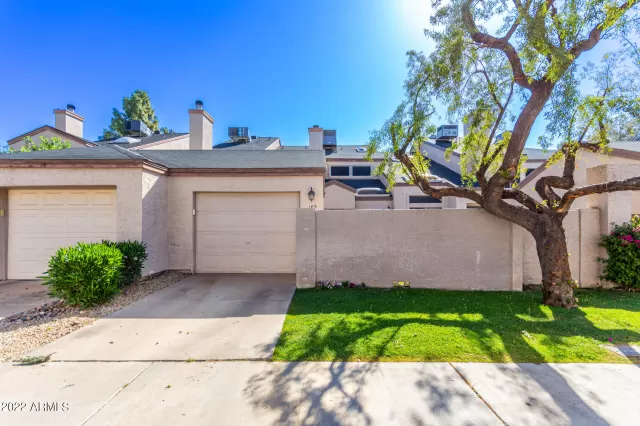 MLS: 6376934 Condo For Sale