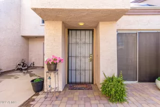 Photo #5: 6376934 Listing