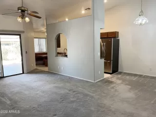 Photo #6: 6376961 Listing 